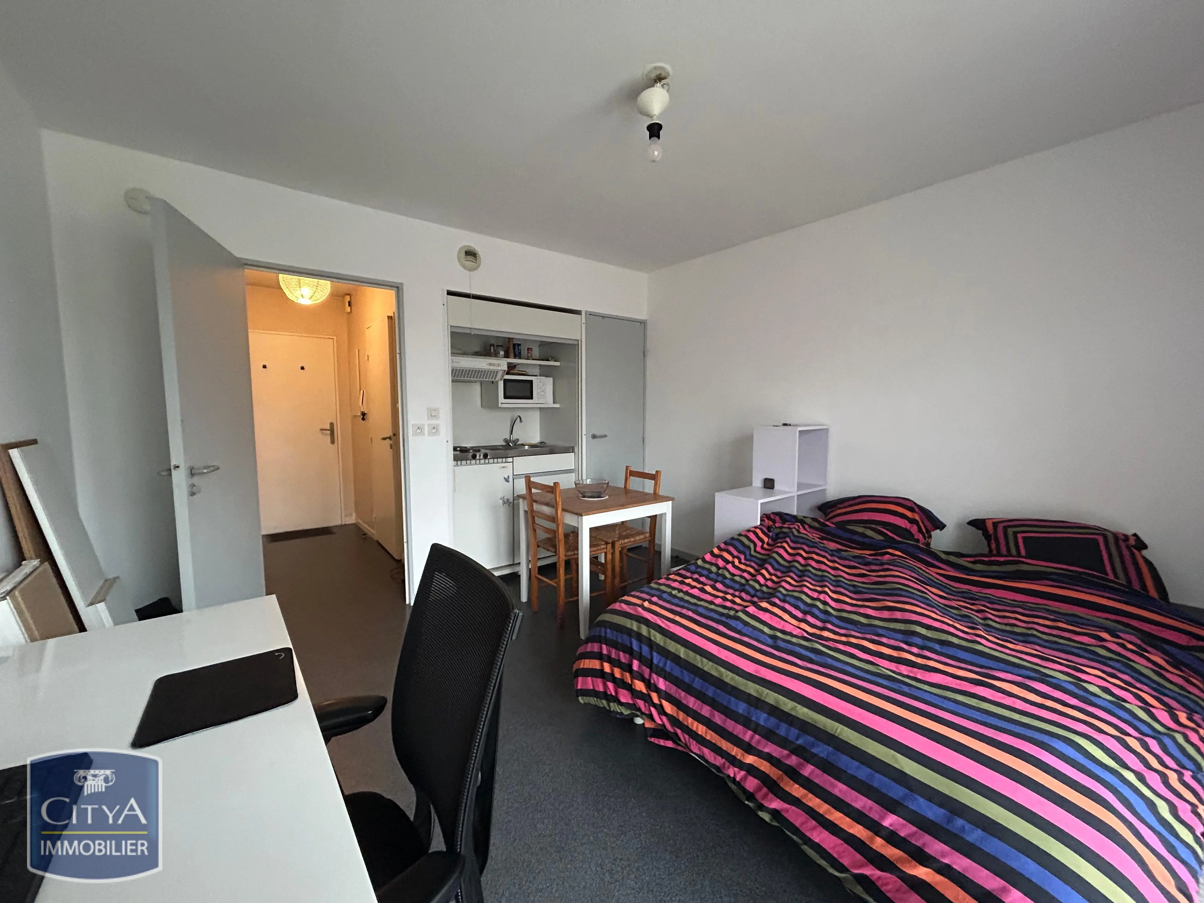Photo 2 Appartement 1 pièce 22.4m²