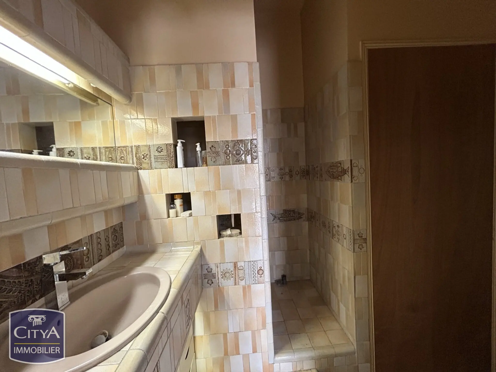 Photo 15 Appartement 6 pièces 201.35m²