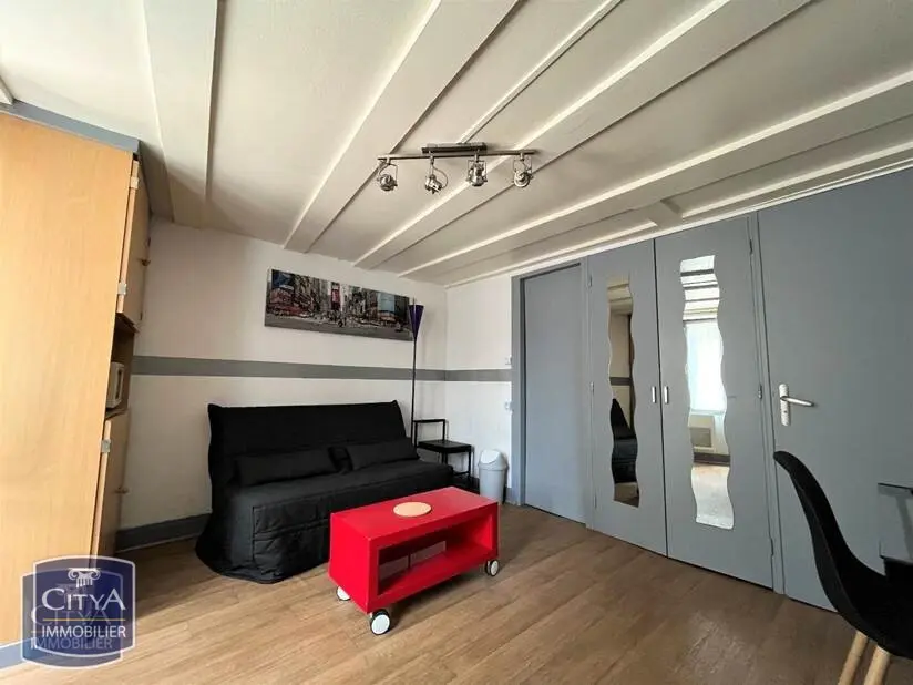 Photo 2 Appartement 1 pièce 15.71m²