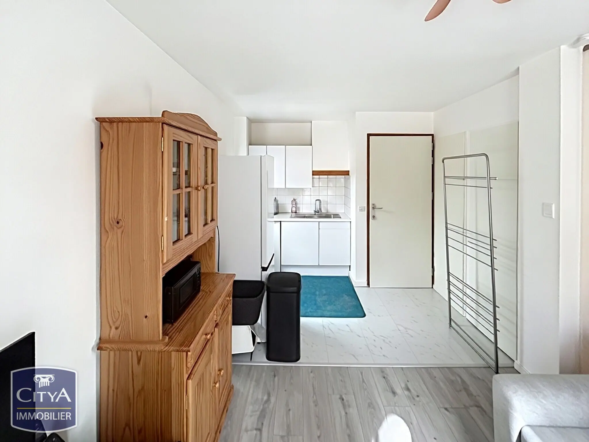 Photo 1 Appartement 1 pièce 28.38m²