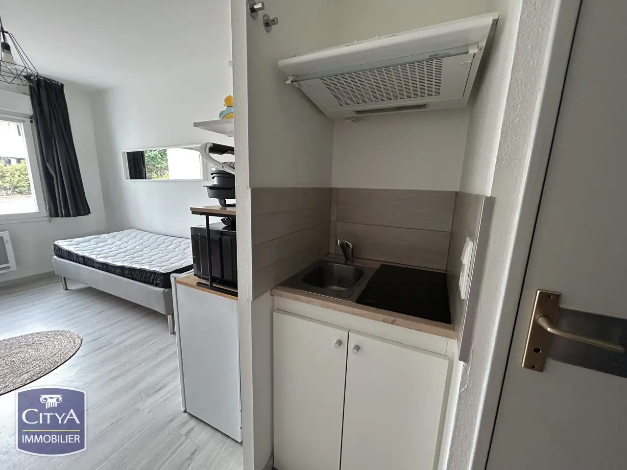 Photo 3 Appartement 1 pièce 13.8m²