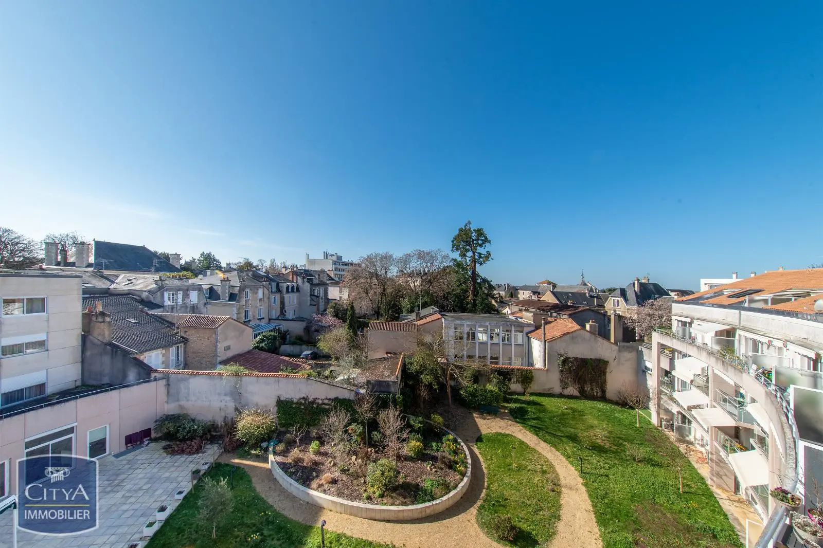 Photo 9 Appartement 1 pièce 31.82m²