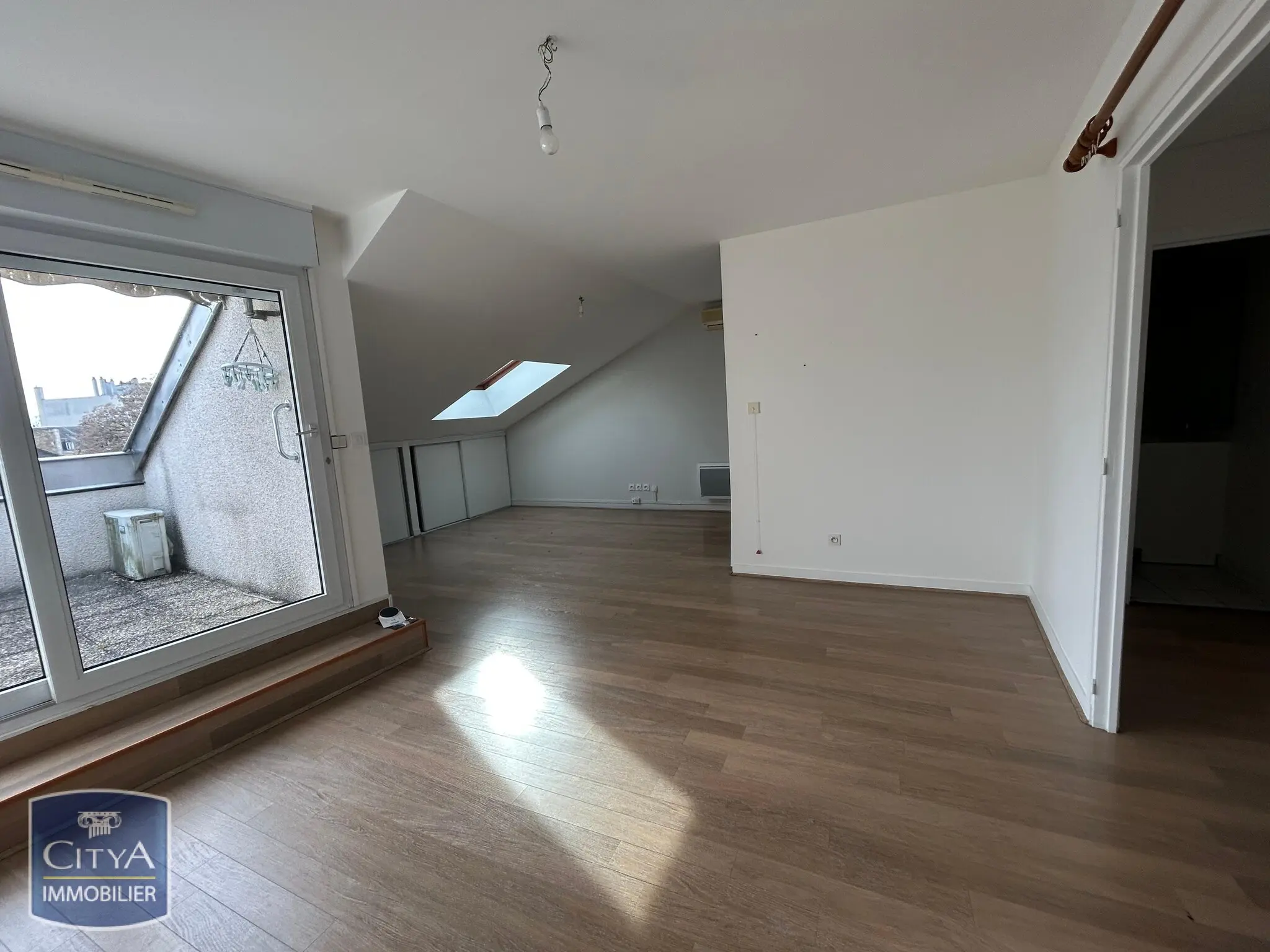 Photo 3 Appartement 1 pièce 33.58m²