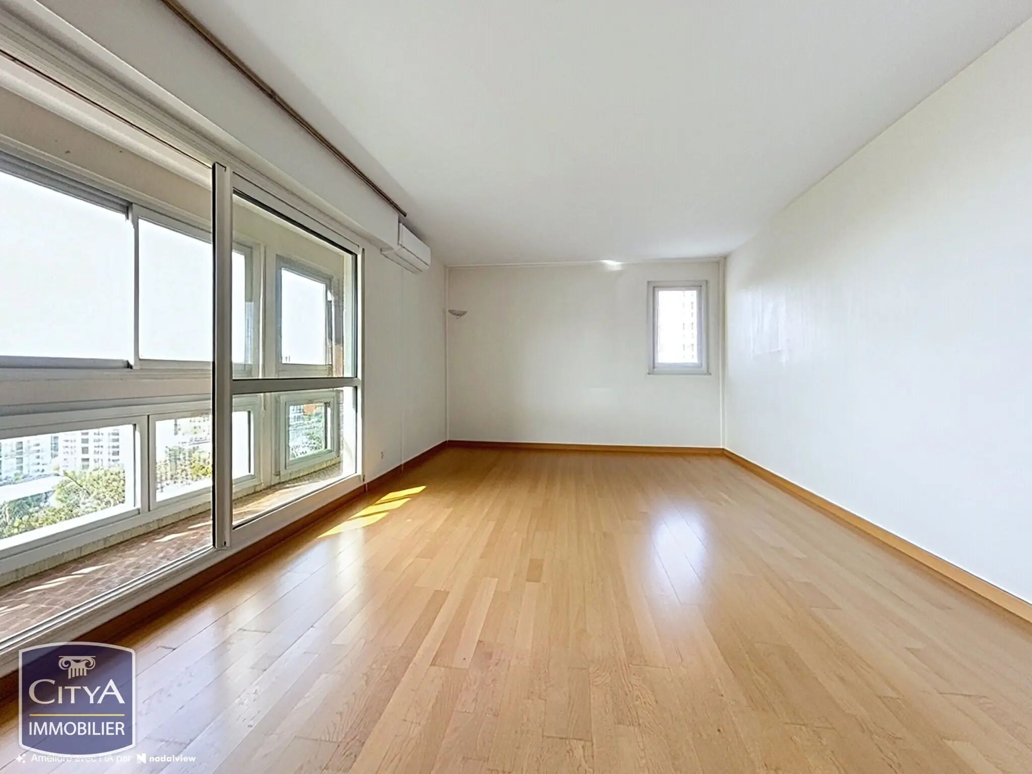 Photo 1 Appartement 5 pièces 110.26m²