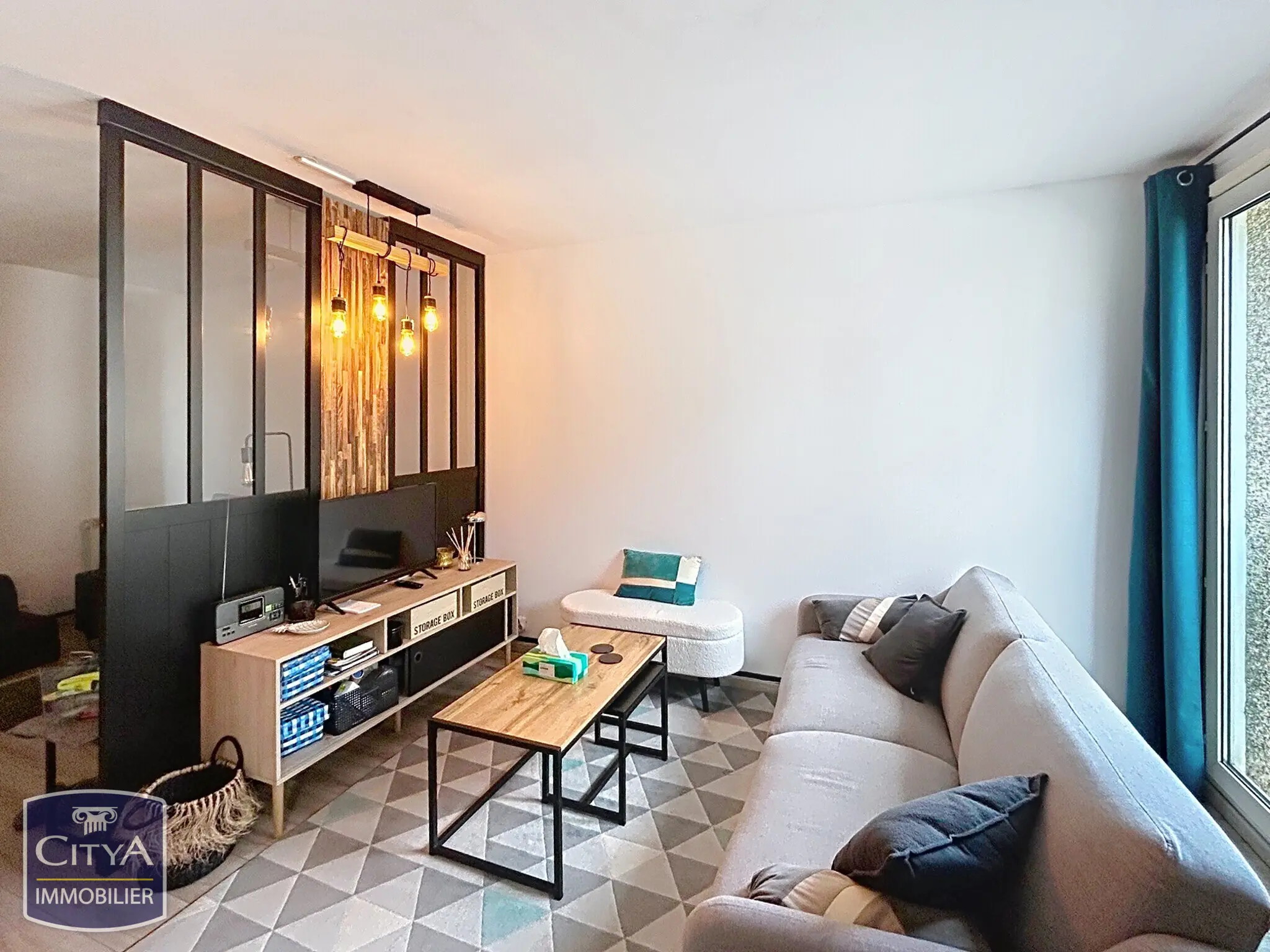 Photo 2 Appartement 1 pièce 28m²