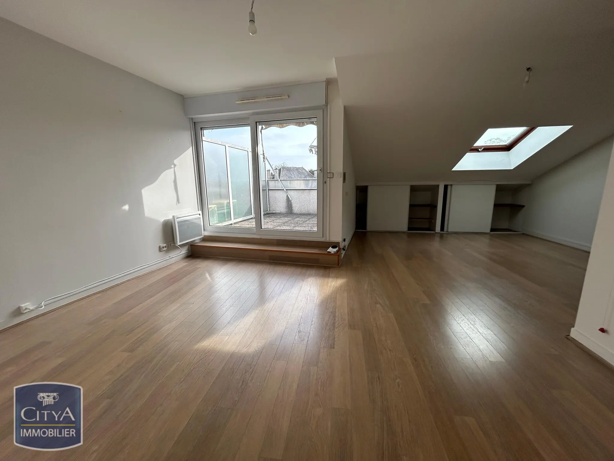 Photo 2 Appartement 1 pièce 33.58m²
