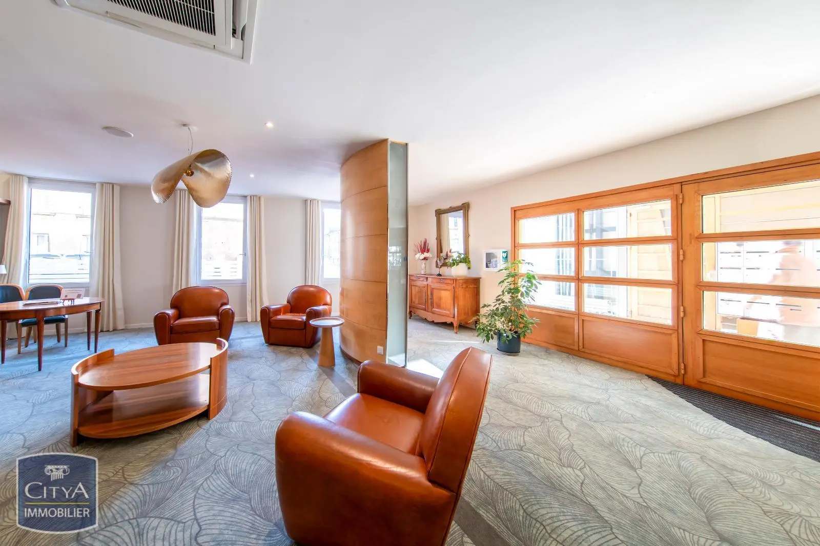 Photo 3 Appartement 1 pièce 31.82m²