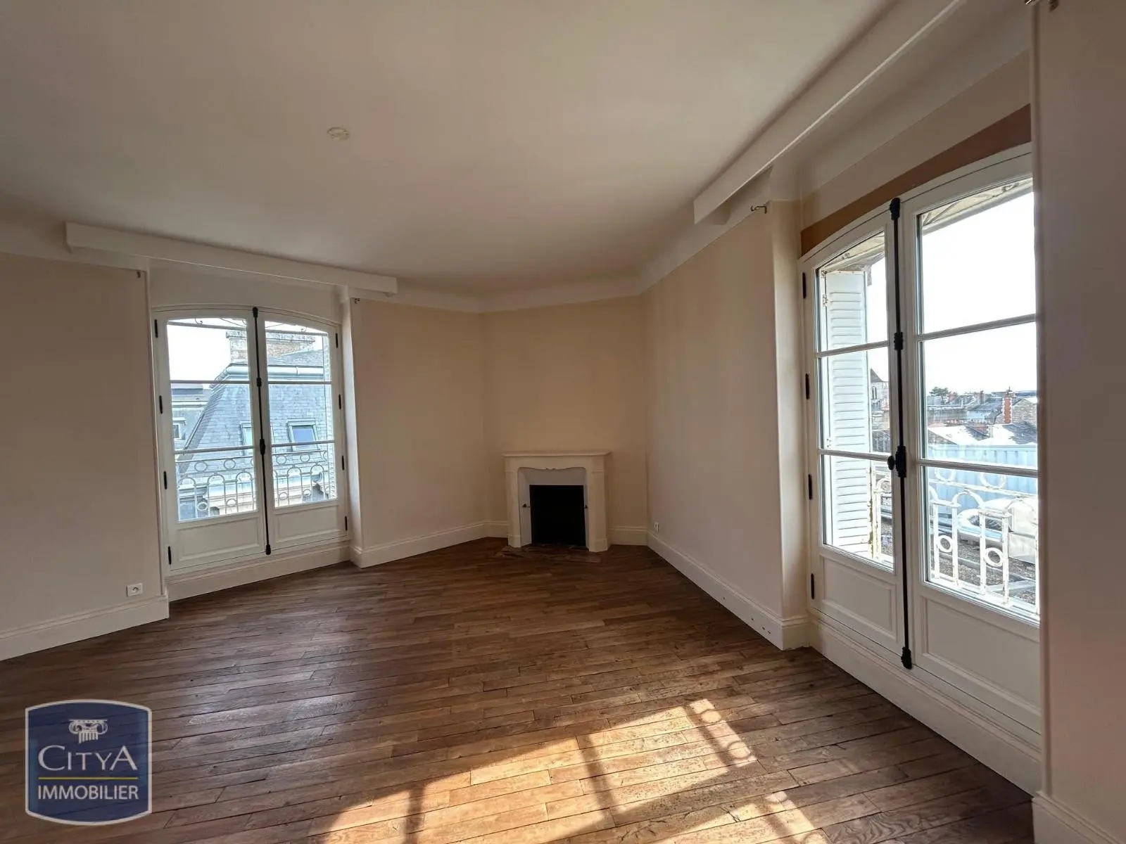 Photo 2 Appartement 6 pièces 180.14m²