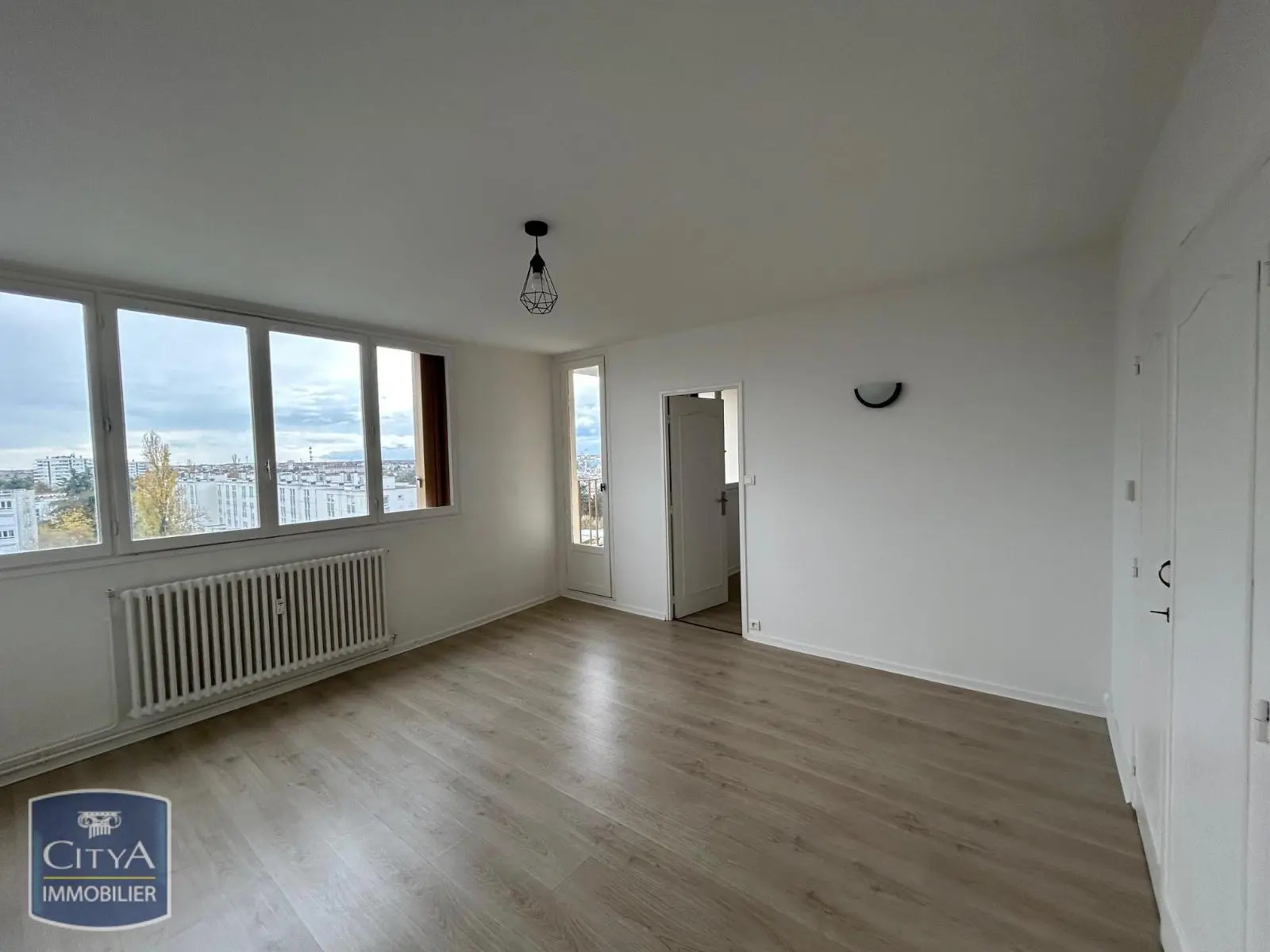 Photo 1 Appartement 3 pièces 57.65m²