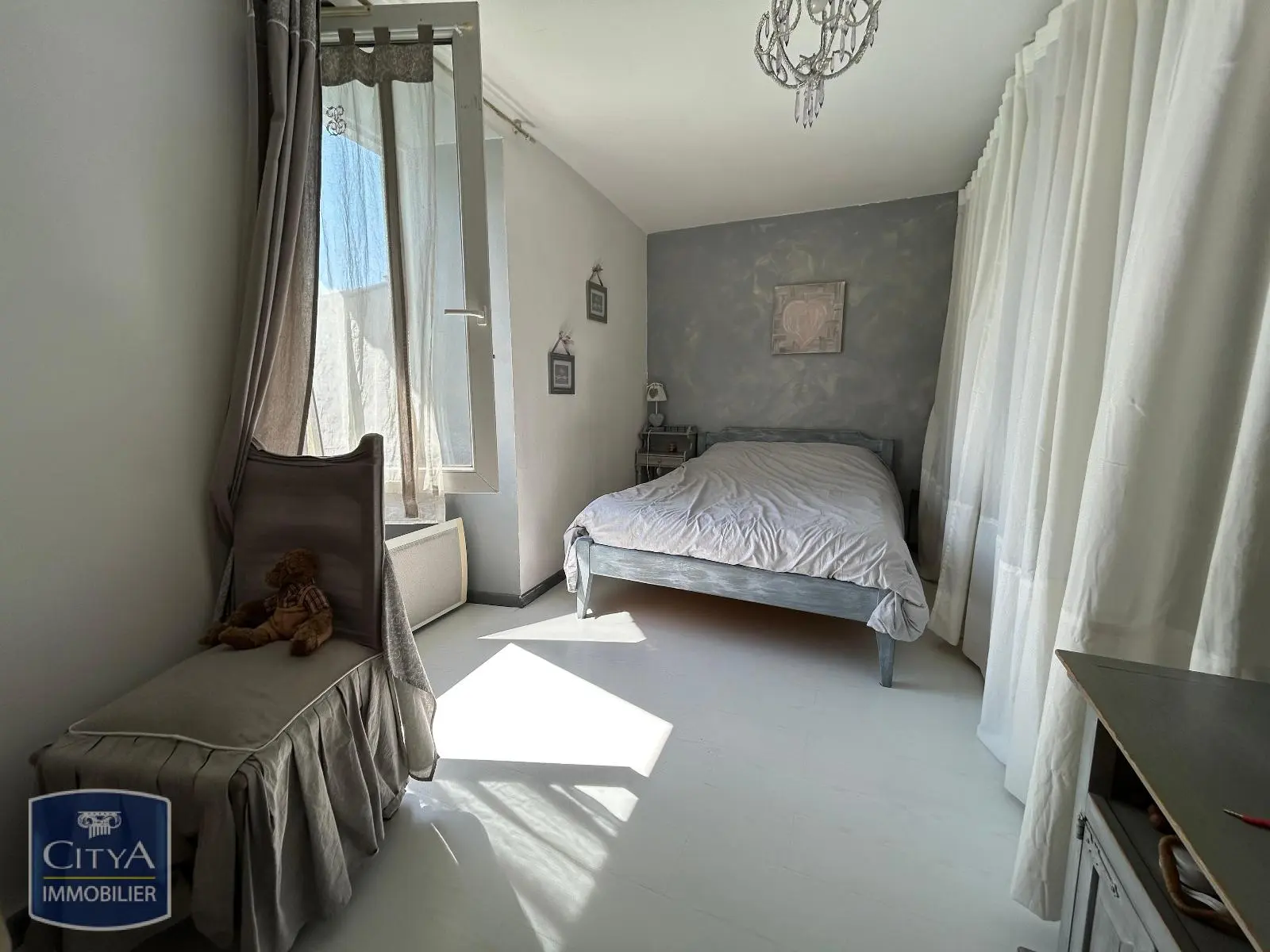 Photo 18 maison Neuville-de-Poitou
