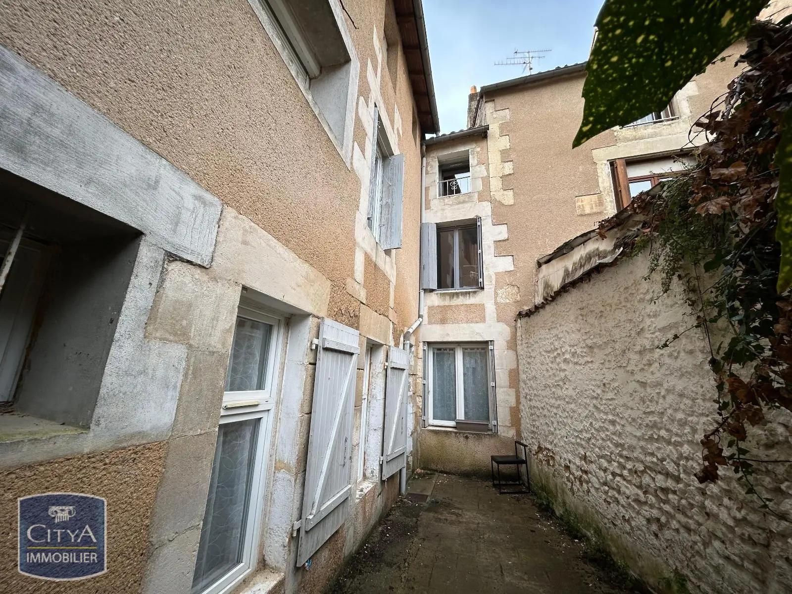 Photo 2 Immeuble 157m²