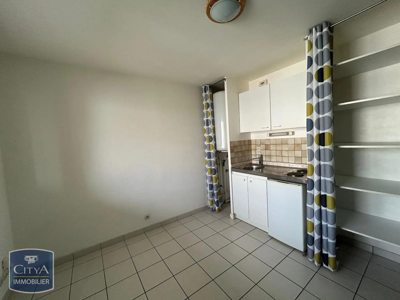 Photo 3 Appartement 2 pièces 22.73m²