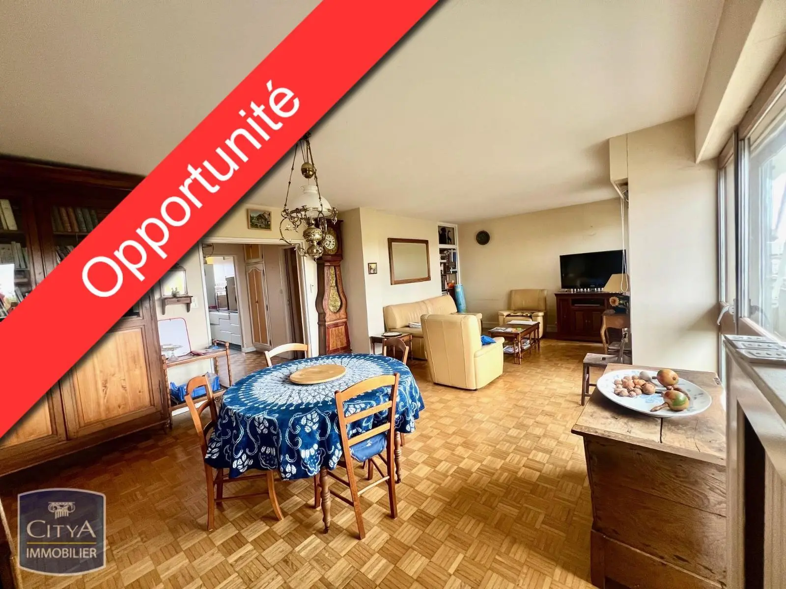 Photo 1 Appartement 4 pièces 96.56m²