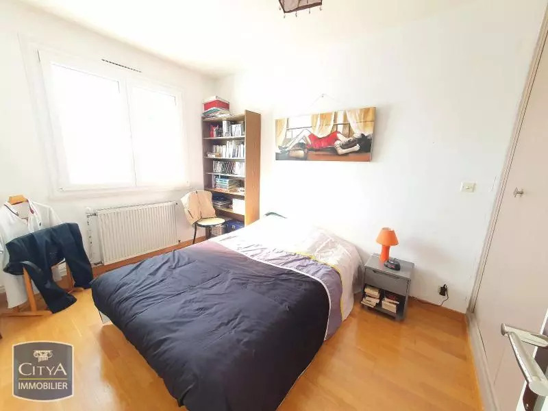 Illustration pour Appartement 3 pièces 68m² Photo Appartement 3 pièces 68m²