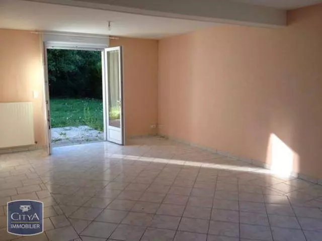 Illustration pour Maison 5 pièces 120.36m² Photo Maison 5 pièces 120.36m²