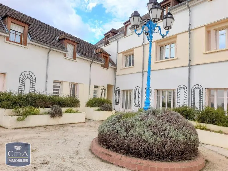 Photo 1 Appartement 1 pièce 13.93m²