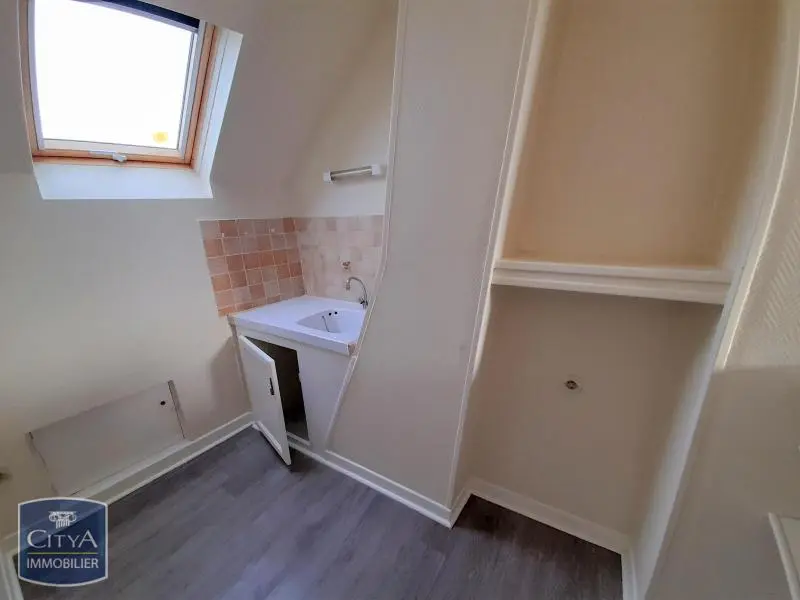 Photo 2 Appartement 1 pièce 20.56m²