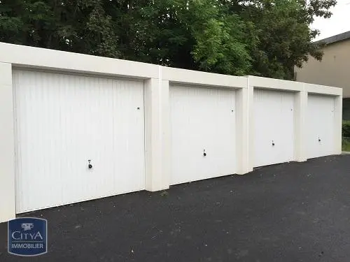 Photo 1 Parking 13m²