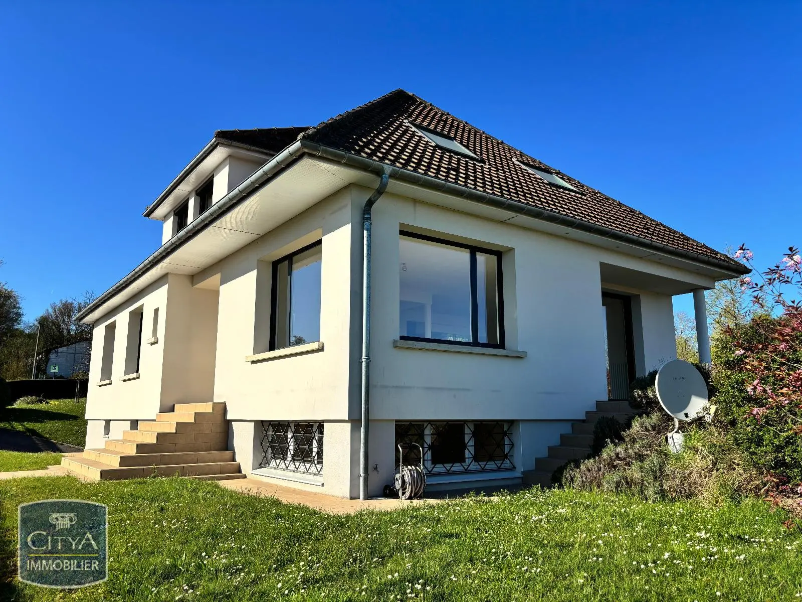 Photo 1 Maison 7 pièces 170.1m²