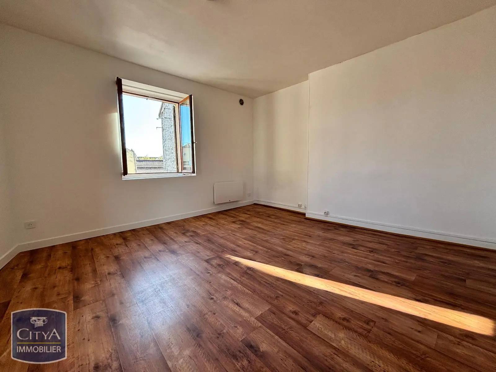 Photo 2 Appartement 1 pièce 34.84m²