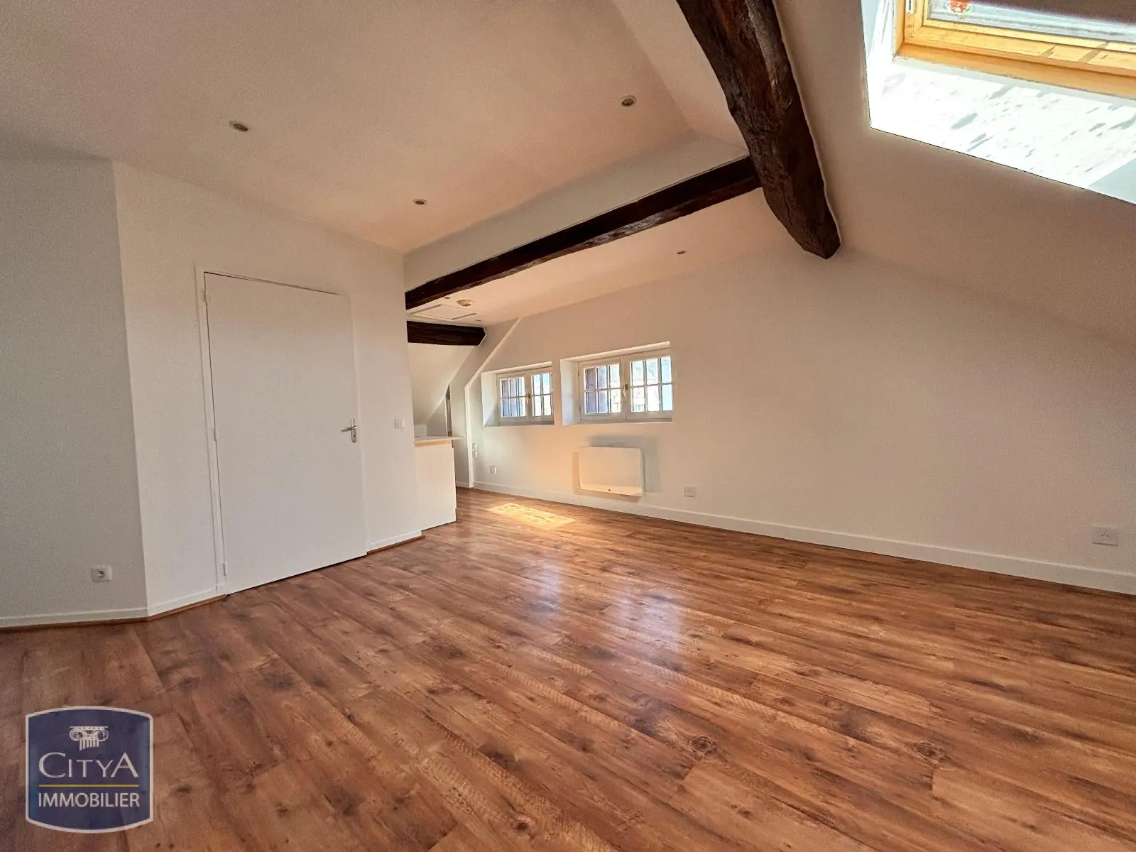 Photo 2 Appartement 1 pièce 27.54m²