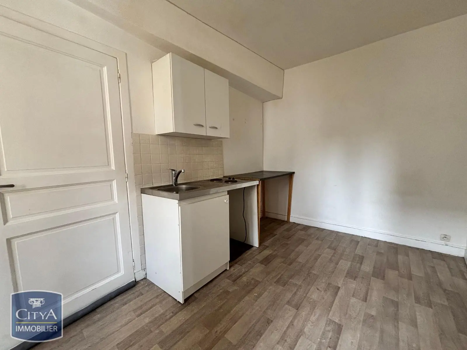 Photo 1 Appartement 2 pièces 27.19m²