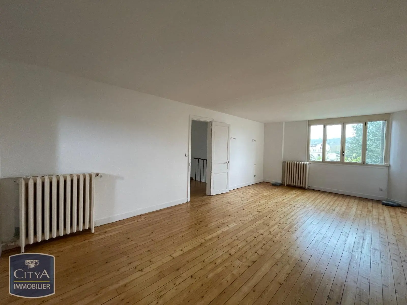 Photo 10 Maison 8 pièces 212m²