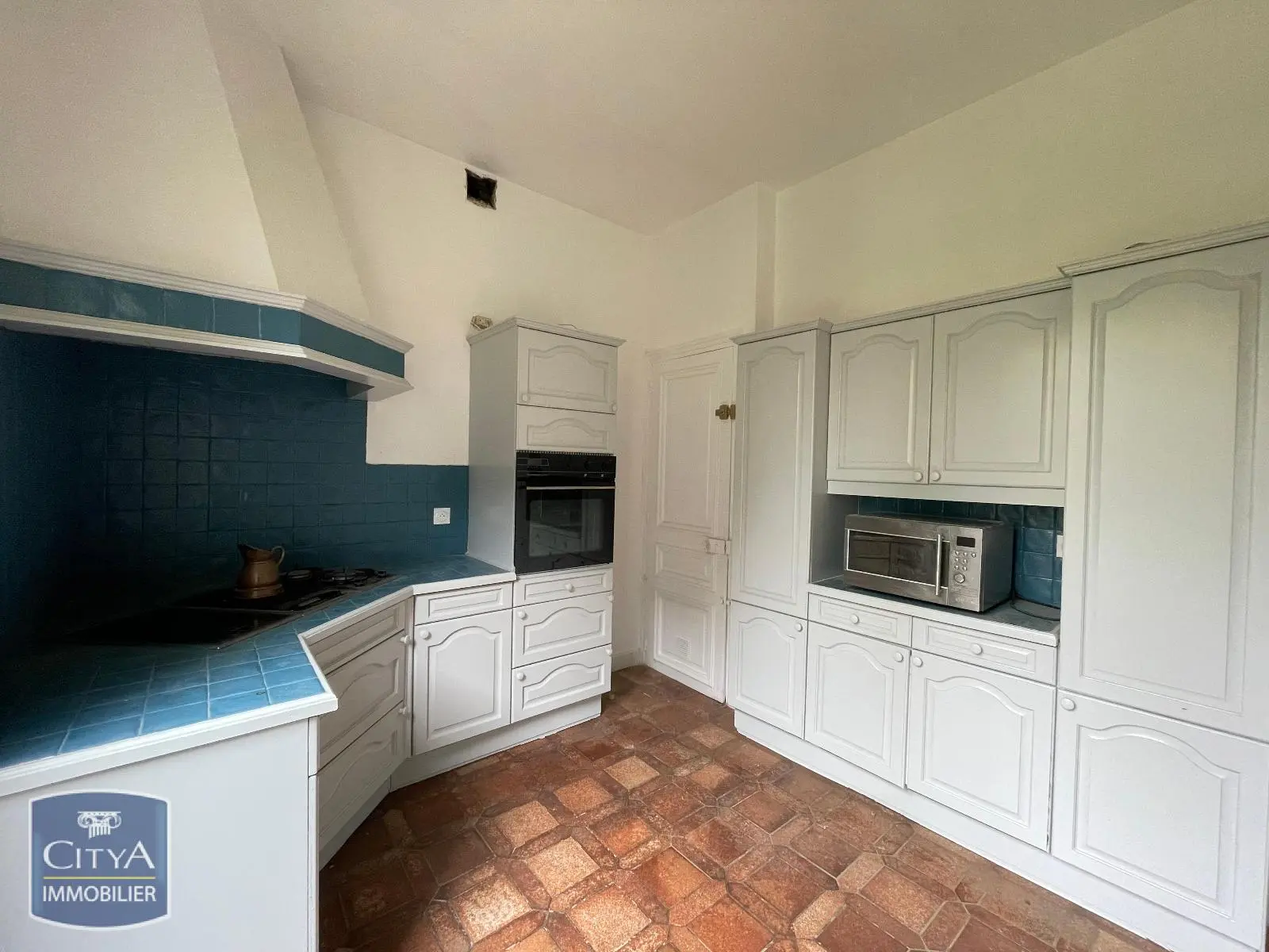 Photo 8 Maison 8 pièces 212m²