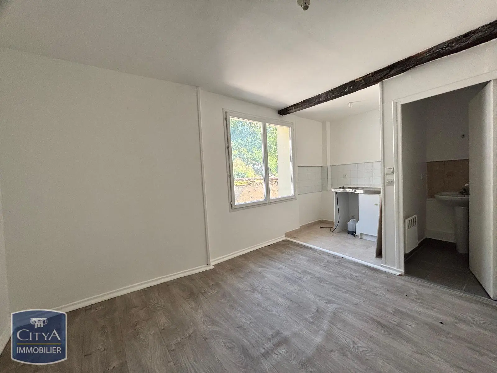 Photo 2 Appartement 1 pièce 16.82m²