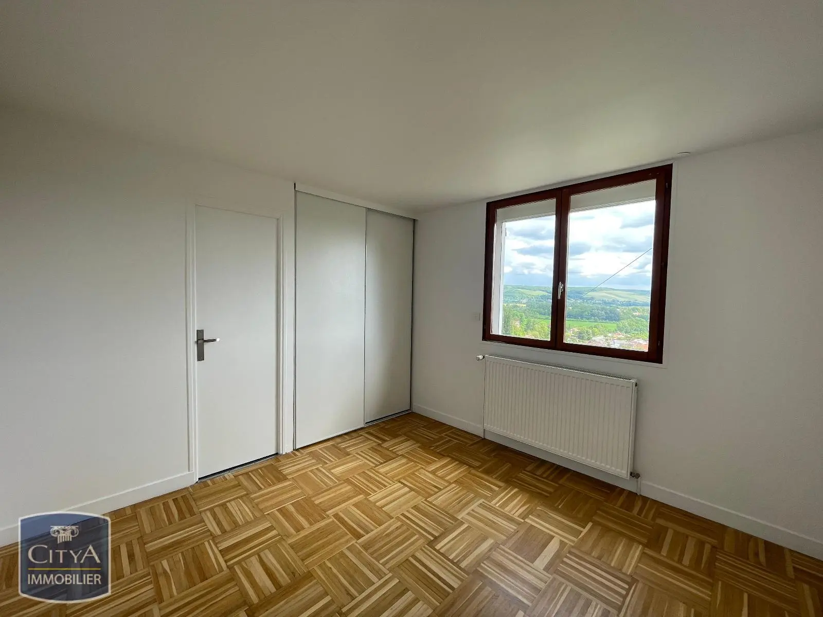 Photo 11 Appartement 4 pièces 137.16m²