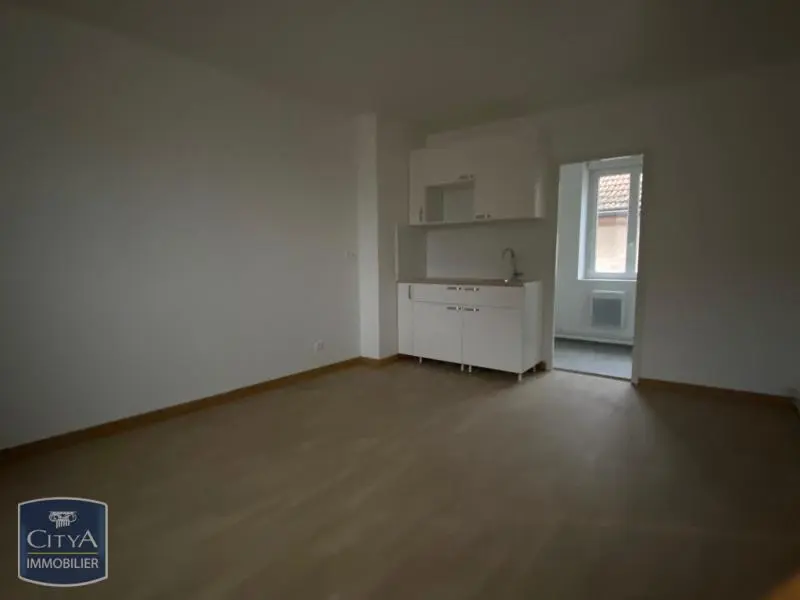 Photo 1 Appartement 1 pièce 21.93m²