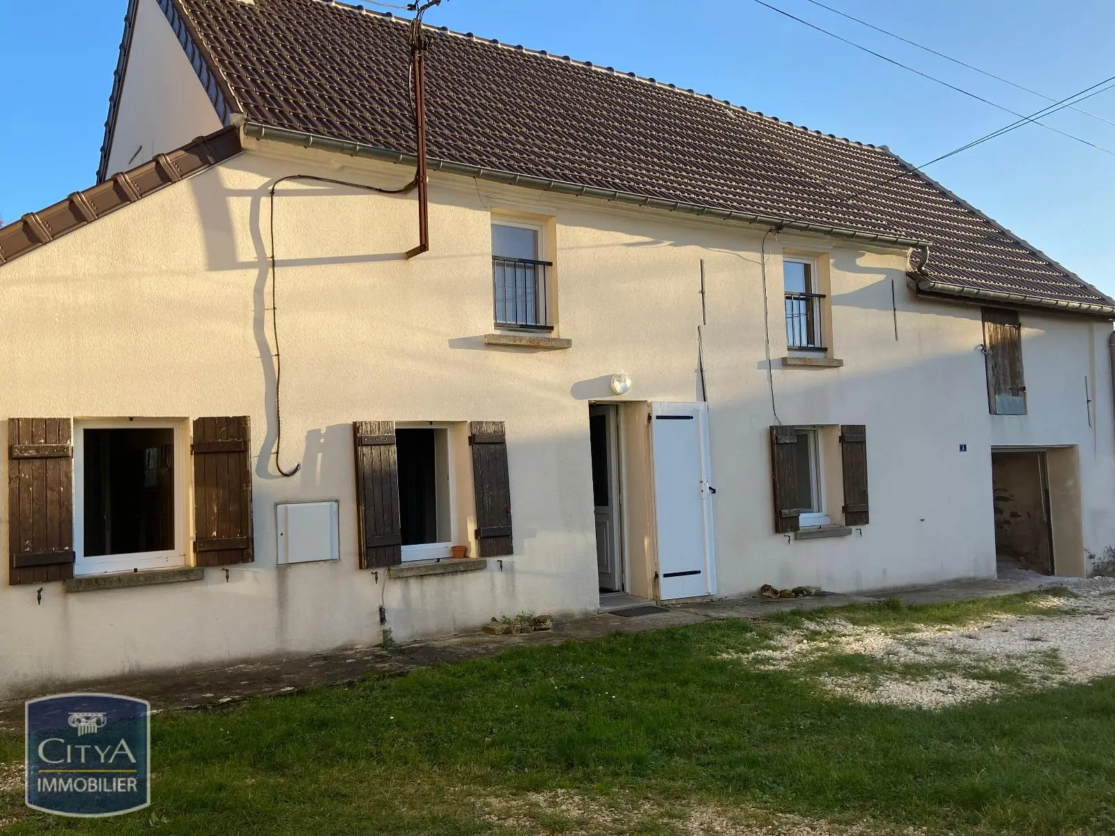 Photo 1 Maison 4 pièces 107.64m²