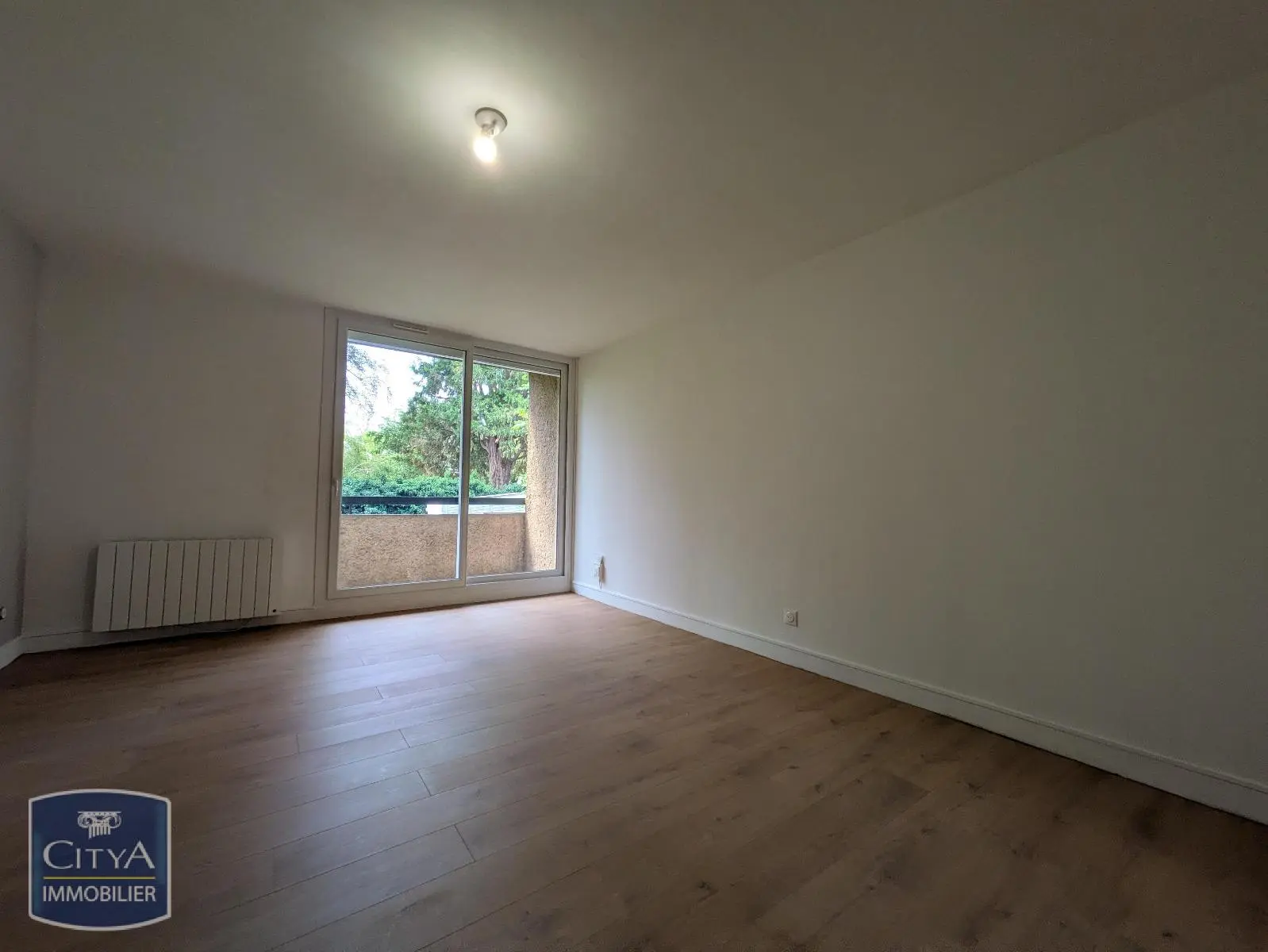 Photo 2 Appartement 1 pièce 32.56m²