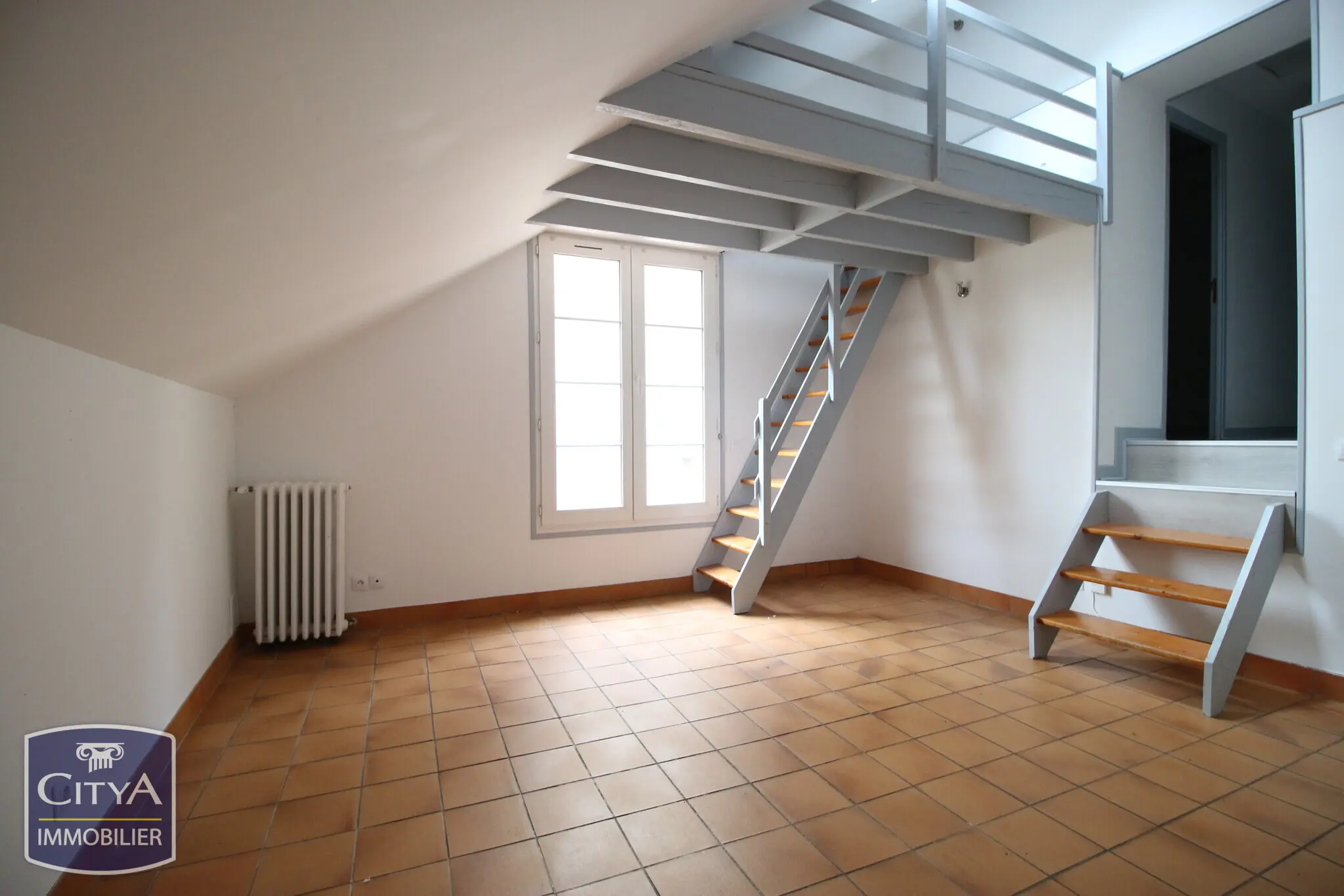 Photo 4 Immeuble 250m²