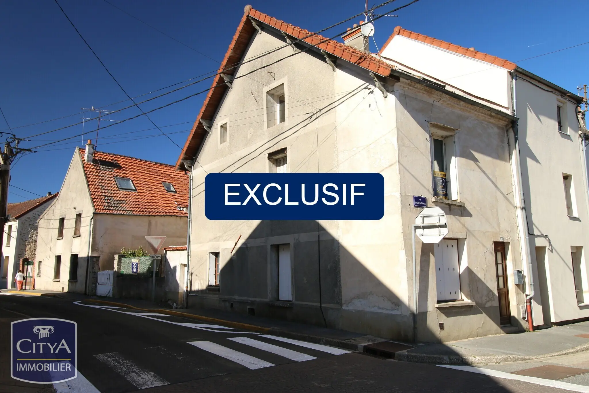 Photo 1 Immeuble 97.12m²