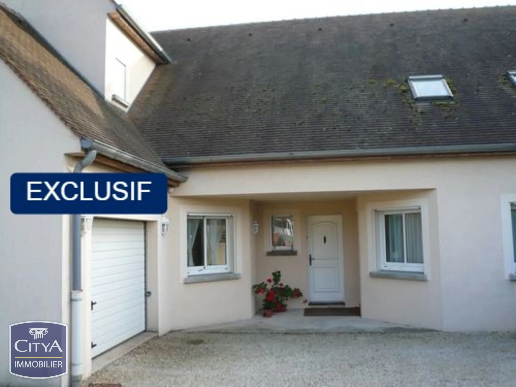 Photo 1 Maison 6 pièces 206.97m²