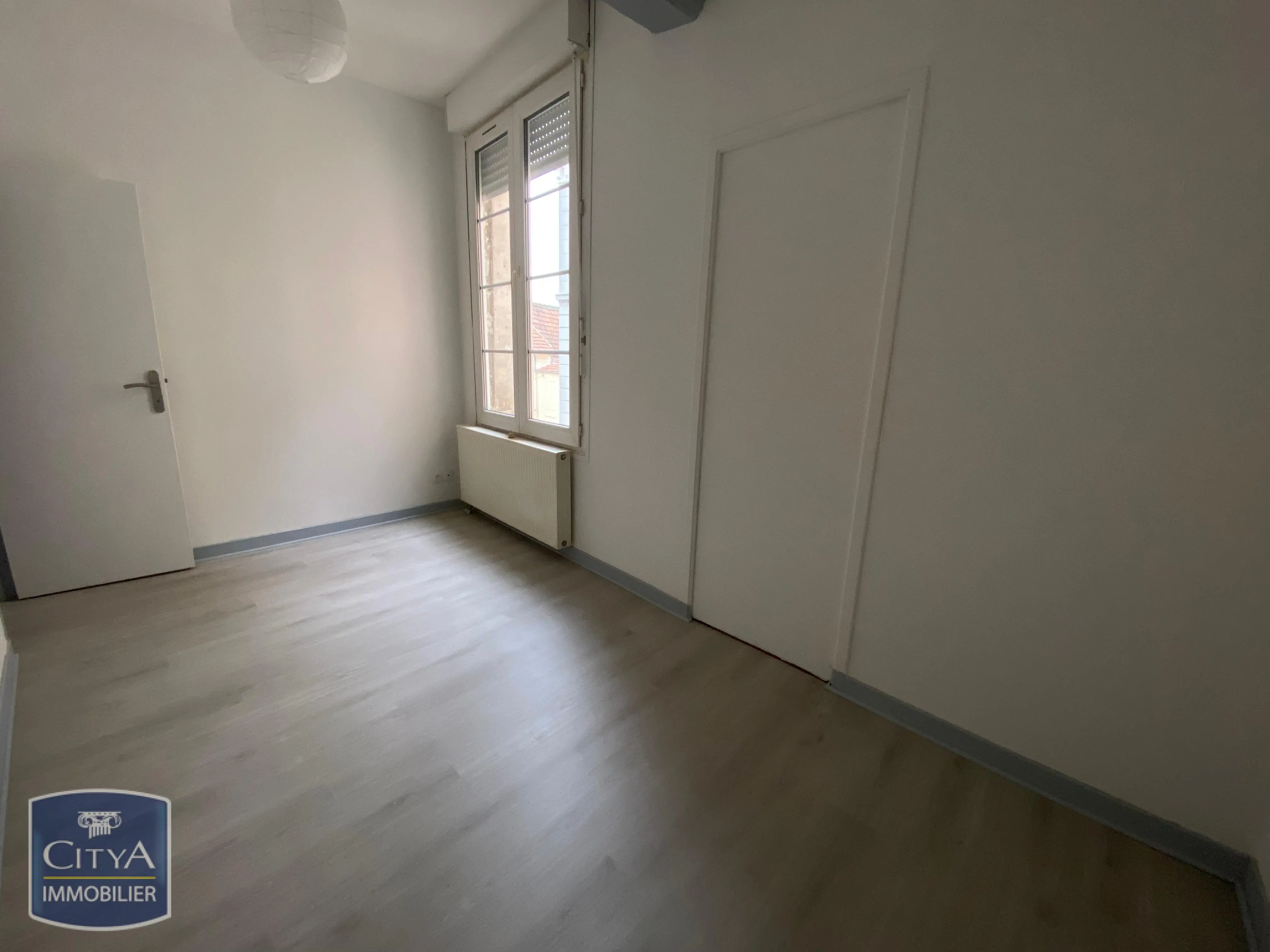 Photo 11 Immeuble 250m²
