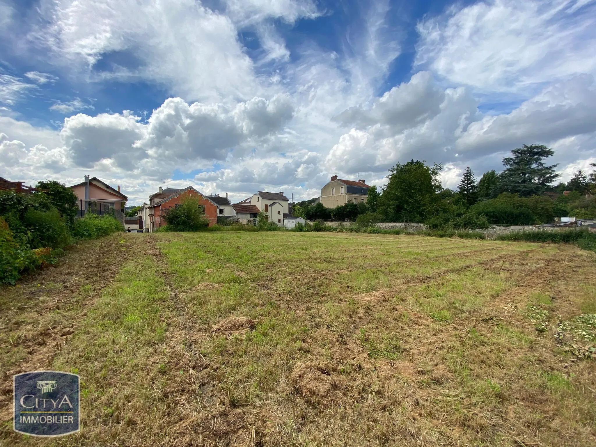 Photo 1 Terrain