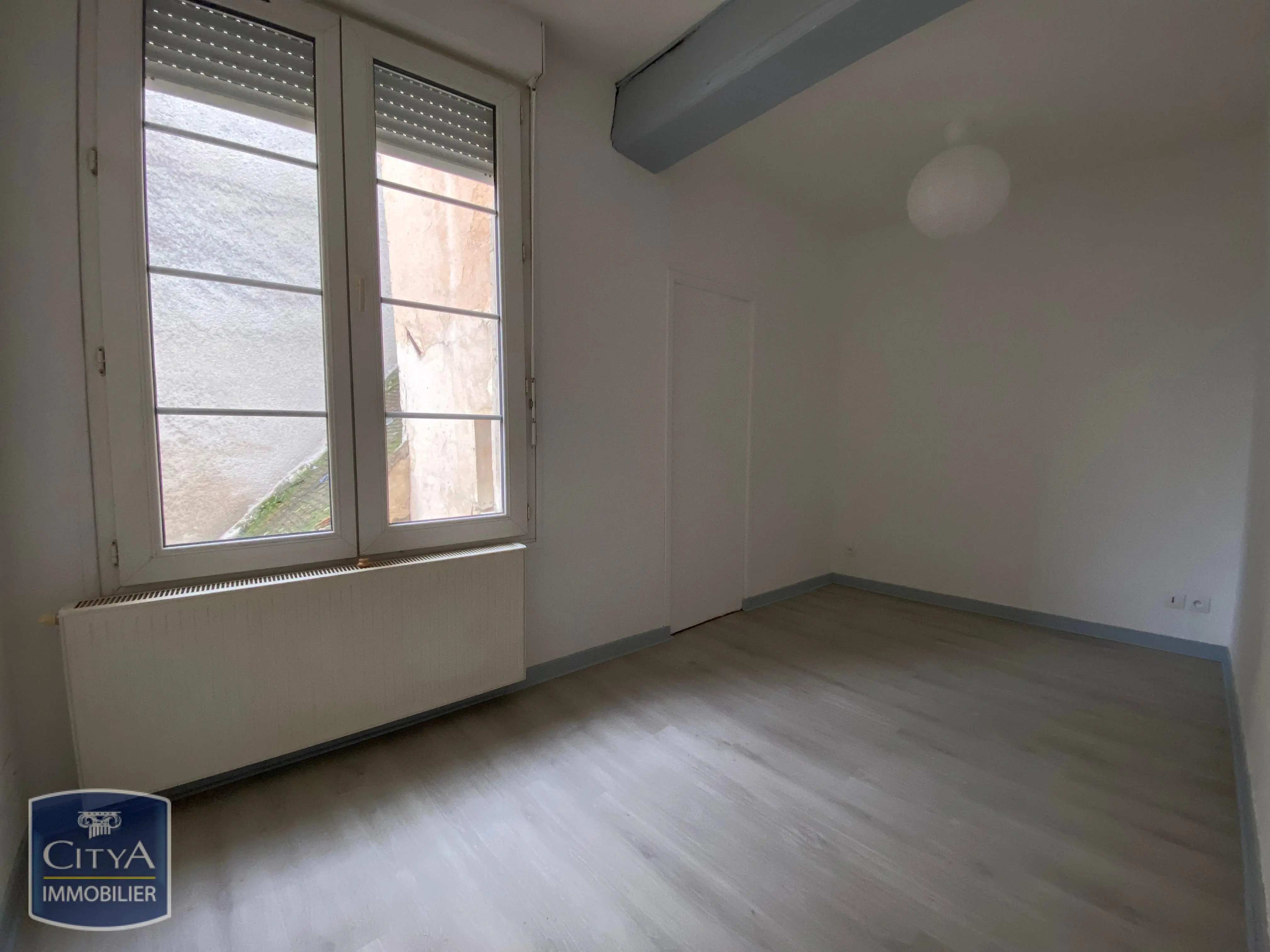 Photo 10 Immeuble 250m²
