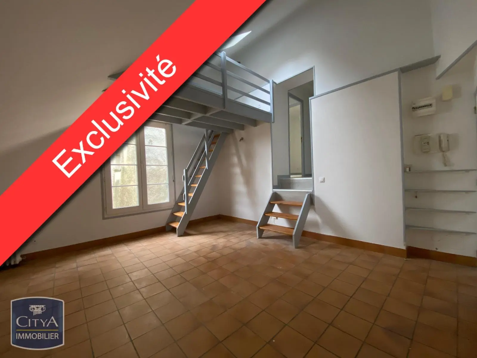 Photo 1 pour Immeuble 250m² Photo 1 Immeuble 250m²
