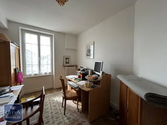 Photo 1 Maison 12 pièces 250m²