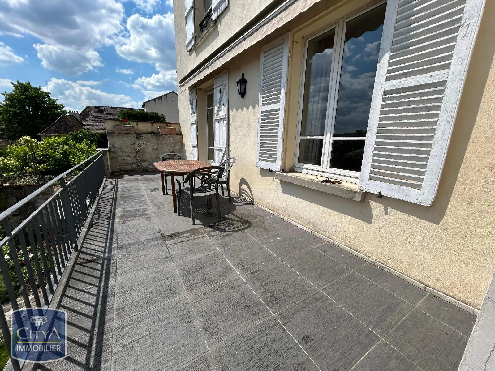Photo 2 Maison 12 pièces 250m²