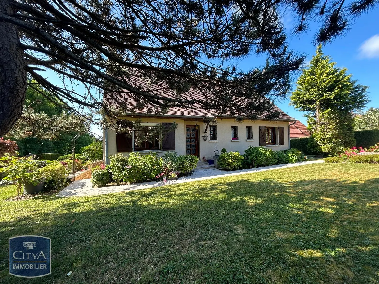 Photo 3 Maison 7 pièces 176m²