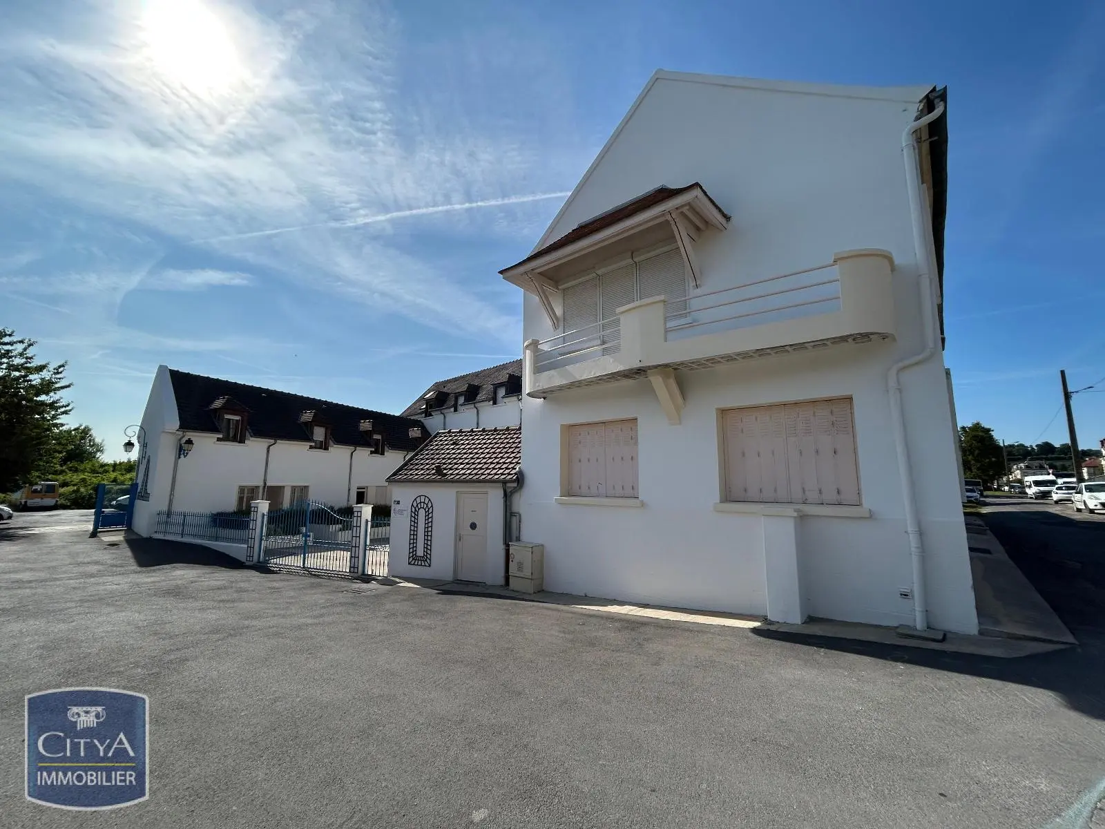 Photo 2 Immeuble 980m²