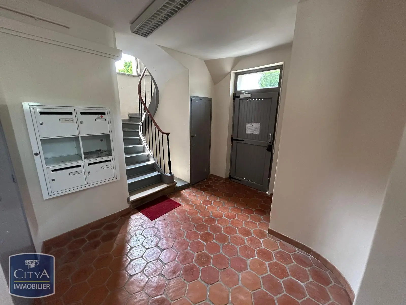Photo 3 Immeuble 262.81m²
