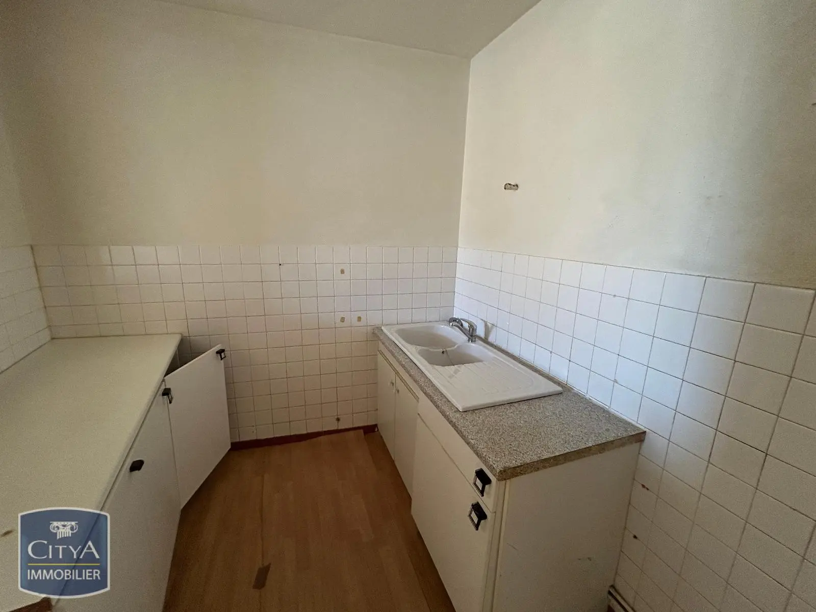Photo 2 Immeuble 250m²