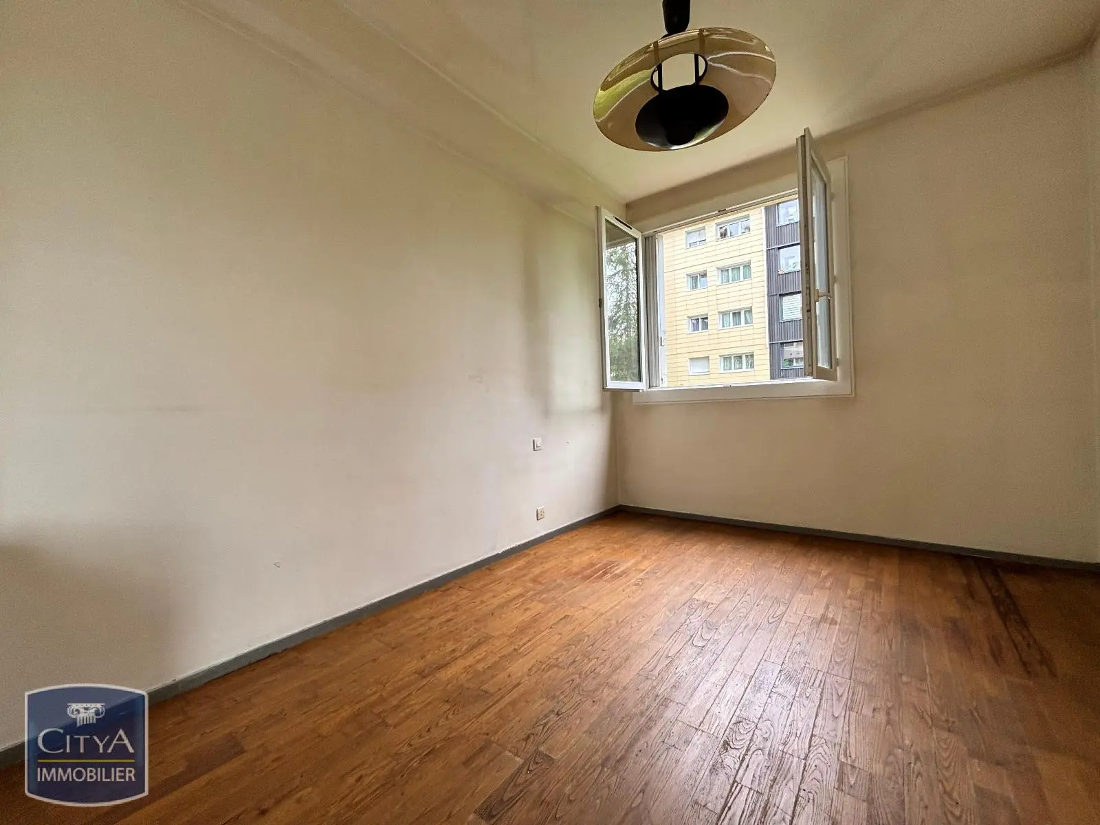 Photo 3 Appartement 5 pièces 94.35m²