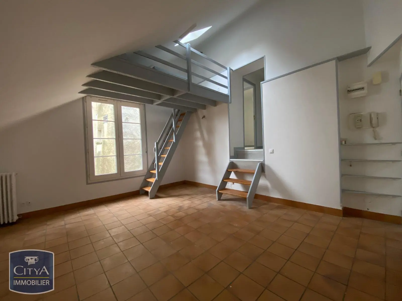 Photo 5 Immeuble 250m²