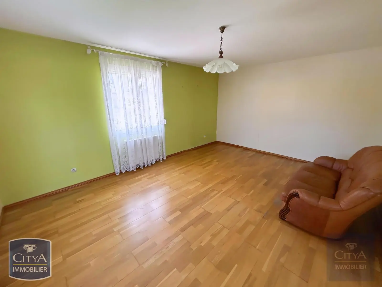 Photo 8 Maison 6 pièces 145m²