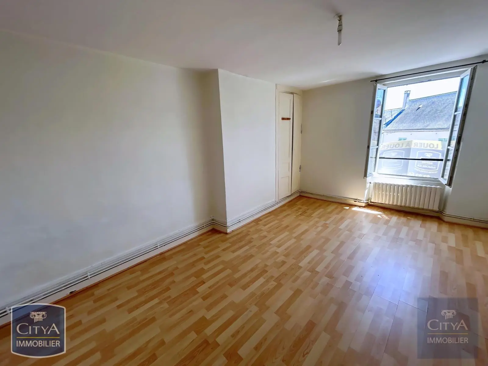 Photo 11 Immeuble 250m²